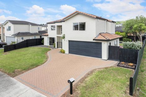 Photo of property in 30 Erne Crescent, East Tamaki, Auckland, 2016