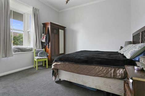 Photo of property in 233 Shakespeare Street, Leamington, Cambridge, 3432