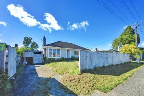 Photo of property in 7 Wilsher Crescent, Henderson, Auckland, 0612