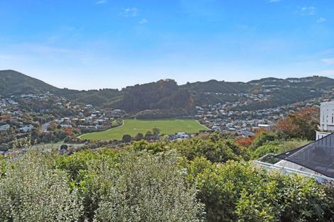 Photo of property in 16a Parklands Drive, Karori, Wellington, 6012