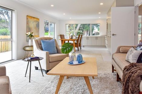 Photo of property in 16a Alexander Street, Cockle Bay, Auckland, 2014