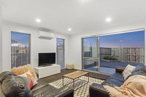 Photo of property in 17 Monaro Place, Papamoa, 3118