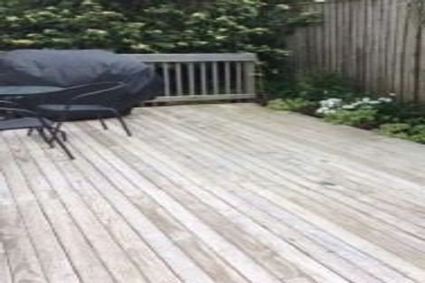 Photo of property in 2/254 Onewa Road, Birkenhead, Auckland, 0626