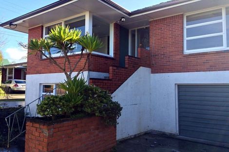 Photo of property in 185 Onewa Road, Birkenhead, Auckland, 0626
