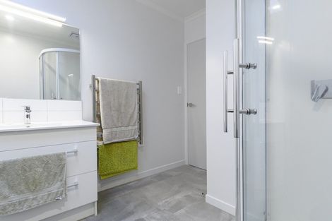 Photo of property in Waterview Estate, 86/4 Greystone Place, Omokoroa, 3114