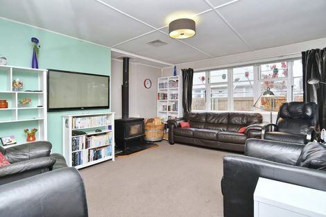 Photo of property in 17 Uxbridge Street, Northcote, Christchurch, 8052