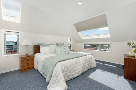 Photo of property in 8/19 Victoria Road, Mount Maunganui, 3116