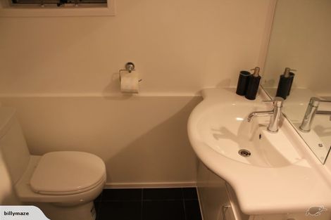 Photo of property in 35 Marriott Road, Pakuranga, Auckland, 2010