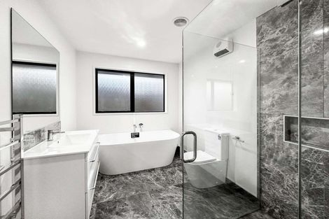 Photo of property in 27 Crossley Avenue, Woodend, 7610