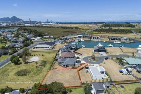 Photo of property in 21 Finch Street, One Tree Point, 0118