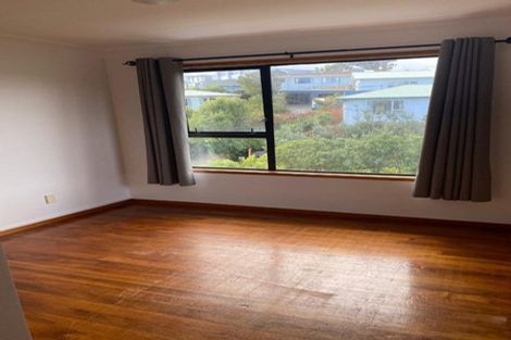 Photo of property in 5 Braemar Terrace, Johnsonville, Wellington, 6037