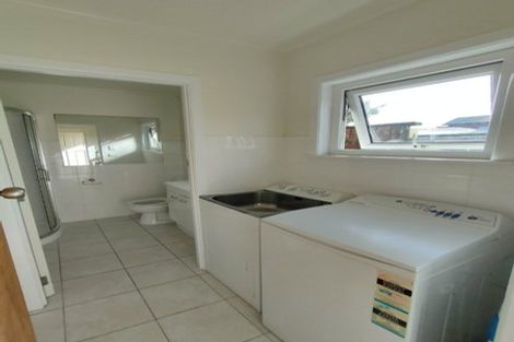 Photo of property in 6c Seaview Road, Milford, Auckland, 0620