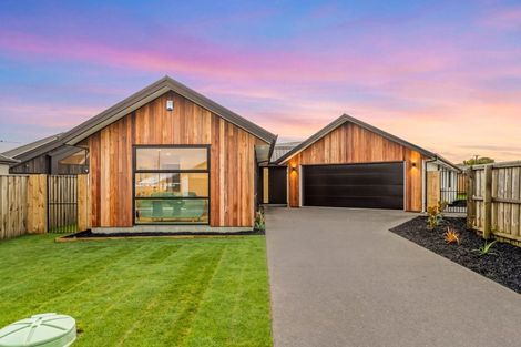 Photo of property in 47 Blue Jacket Drive, Halswell, Christchurch, 8025