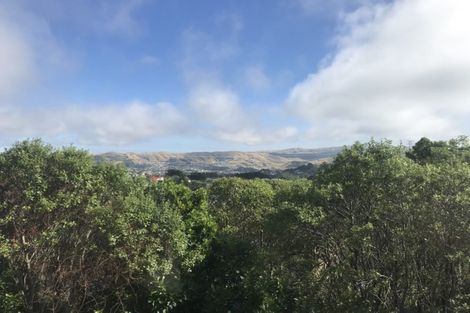 Photo of property in 59 Baylands Drive, Newlands, Wellington, 6037