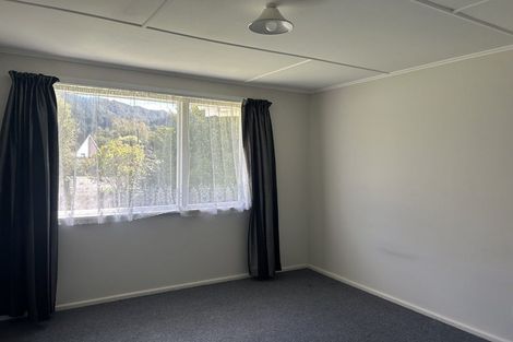 Photo of property in 14 Wairau Road, Picton, 7220