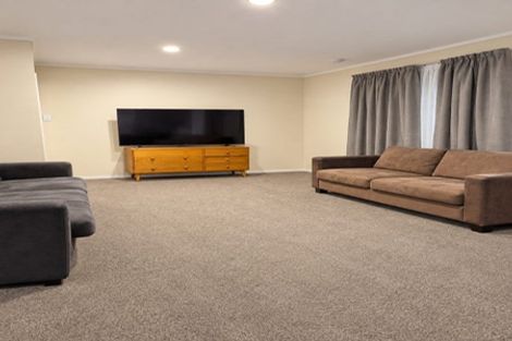Photo of property in 42b Hall Avenue, Mangere, Auckland, 2022