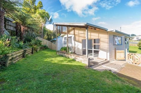 Photo of property in 22 Karaka Street, Helensville, 0800