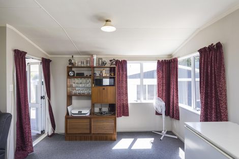 Photo of property in 8 Mercury Street, Milson, Palmerston North, 4414