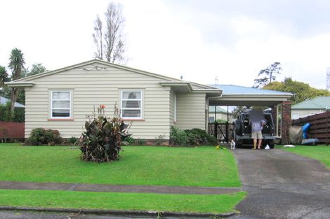 Photo of property in 15 Challinor Street, Pakuranga, Auckland, 2010