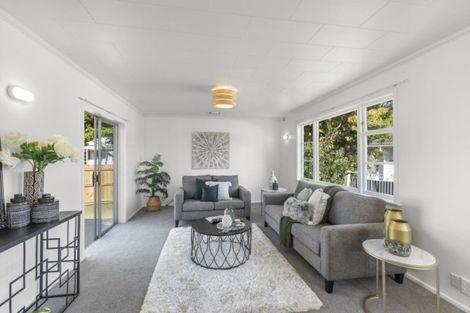 Photo of property in 22 Richard Grove, Stokes Valley, Lower Hutt, 5019