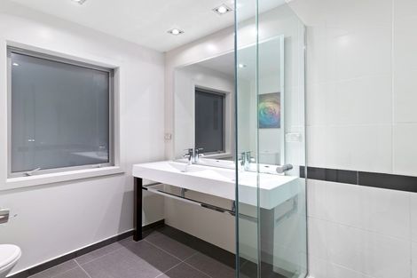 Photo of property in 6 Chandler Lane, Fernhill, Queenstown, 9300