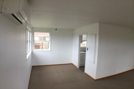 Photo of property in 42 Doment Crescent, Orewa, 0931