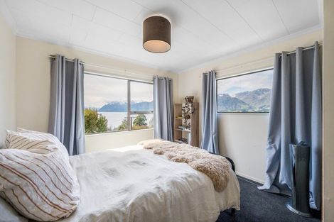 Photo of property in 111 Lakeview Terrace, Lake Hawea, Wanaka, 9382