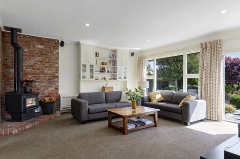 Photo of property in 5 Otara Street, Ilam, Christchurch, 8053