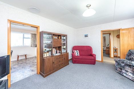 Photo of property in 203 Cornfoot Street, Castlecliff, Whanganui, 4501