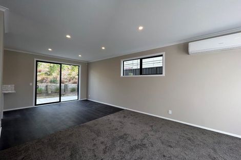 Photo of property in 7 Koreke Close, Kenepuru, Porirua, 5022