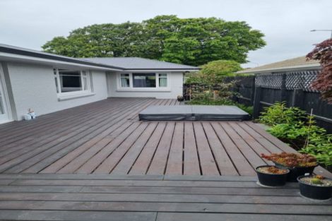 Photo of property in 117 Blighs Road, Strowan, Christchurch, 8052