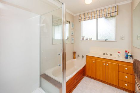 Photo of property in 879 Reid Line East, Bunnythorpe, Palmerston North, 4481