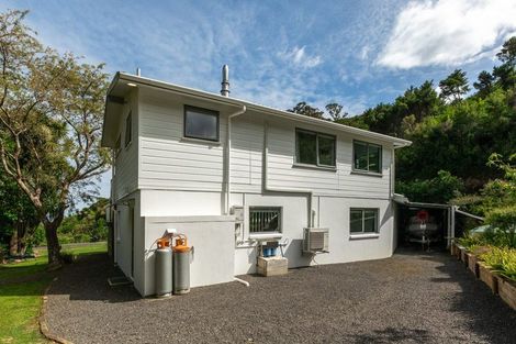 Photo of property in 142a Thames Coast Sh25 Road, Whakatete Bay, Thames, 3575