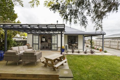 Photo of property in 23 Charles Cross Street, Longburn, Palmerston North, 4412