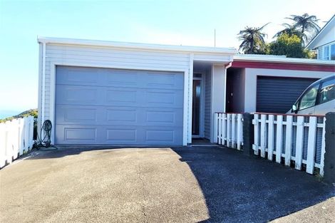 Photo of property in 23a Eastview Grove, Normandale, Lower Hutt, 5010