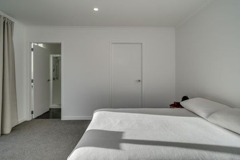 Photo of property in 17 Simms Close, Pyes Pa, Tauranga, 3112