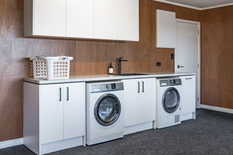 Photo of property in 44 Rangitahi Road, Raglan, 3225