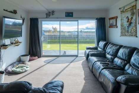 Photo of property in 79 Gerrard Road, Winton, 9783