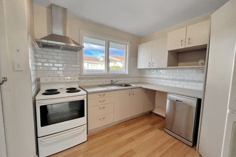 Photo of property in 2/79 Hills Road, Edgeware, Christchurch, 8013