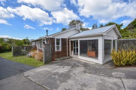 Photo of property in 4 Hare Road, Ocean View, Dunedin, 9035