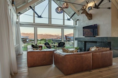 Photo of property in Mount Gold Place, Wanaka, 9305
