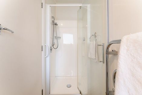 Photo of property in 8 Jason Street, Helensburgh, Dunedin, 9010