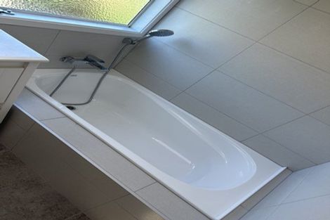 Photo of property in 1/45 Matipo Road, Mairangi Bay, Auckland, 0630