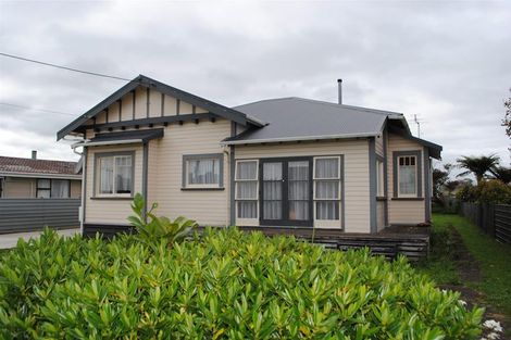 Photo of property in 130 Argyle Street, Hawera, 4610