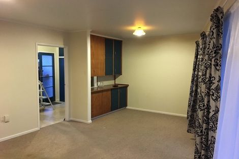 Photo of property in 82 Flanshaw Road, Te Atatu South, Auckland, 0610