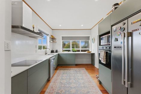 Photo of property in 16 Maranui Street, Welbourn, New Plymouth, 4310