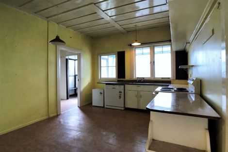 Photo of property in 90a Forrest Road, Forrest Hill, Auckland, 0620