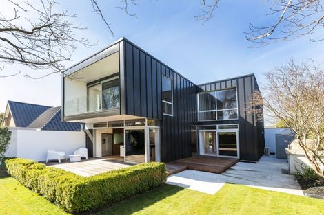 Photo of property in 39a Hamilton Avenue, Ilam, Christchurch, 8041