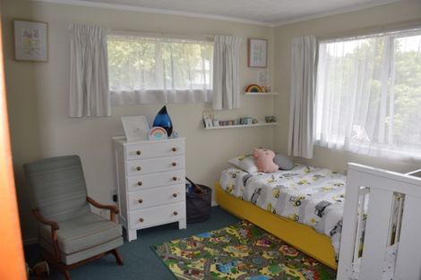 Photo of property in 68 Kohekohe Street, New Lynn, Auckland, 0600