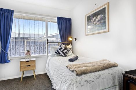 Photo of property in 18 Florida Street, Hornby, Christchurch, 8042